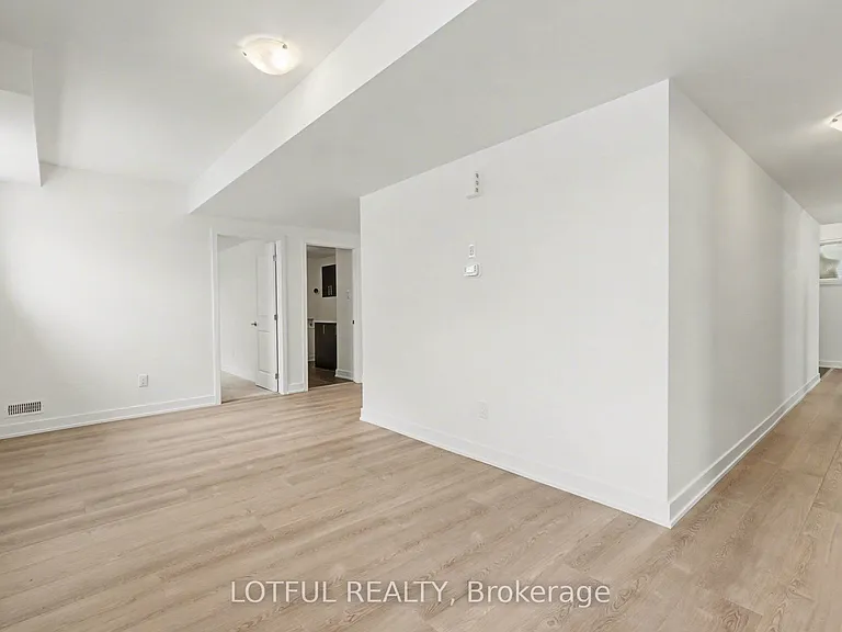 540 Tahoe Hts #B — Photo 10