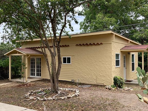 2nd image of 136 E Norwood Ct #3