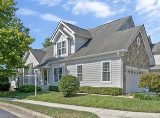 25685 Tremaine Ter, Chantilly, VA 20152