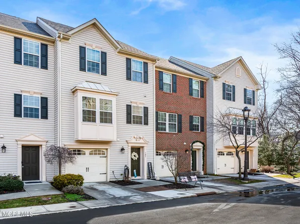 103 Zilinski Drive, Belford, NJ 07718