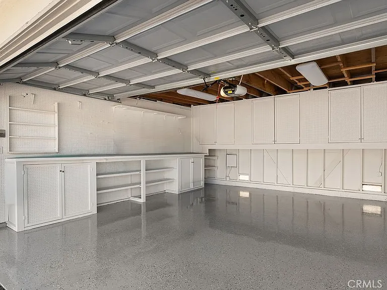 1088 Buckingham Ln — Photo 36