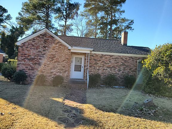 3rd image of 107 S Franklin Dr