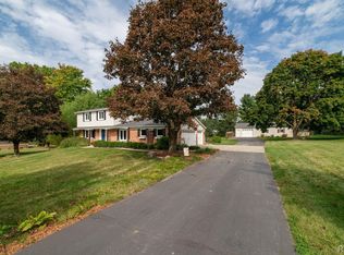 55146 Park Pl, New Hudson, MI 48165