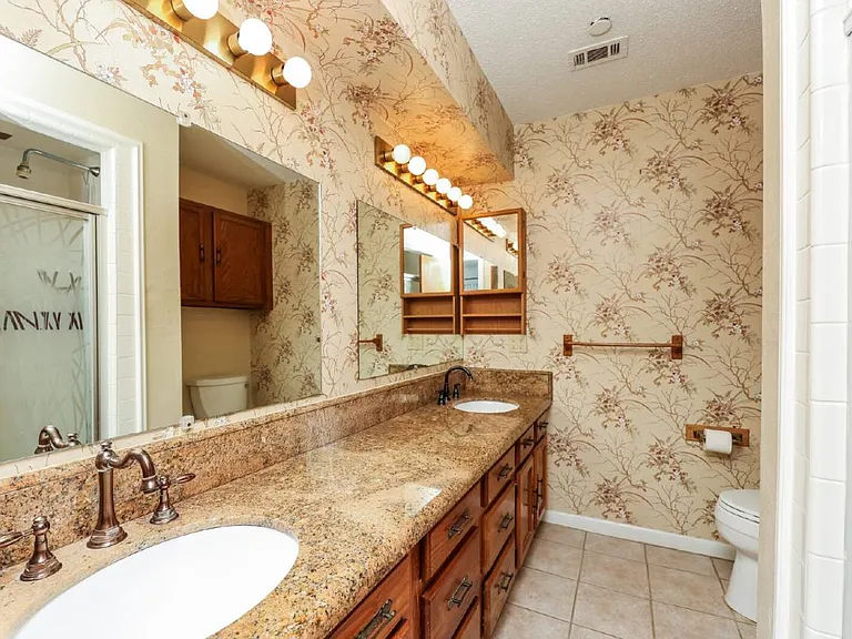 534 Aspendale Dr — Photo 9