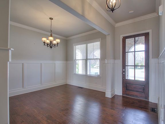 4th image of 2093 Callaway Park Pl