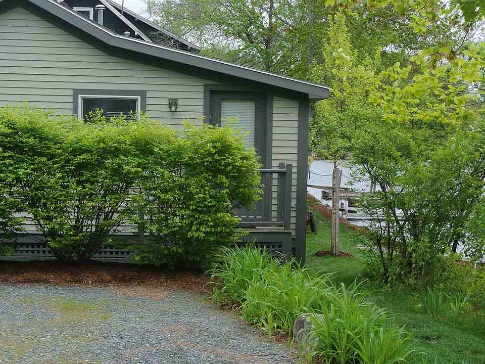 8 Squam Point 