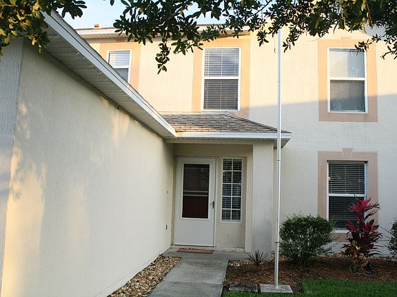 2nd image of 3885 La Flor Dr