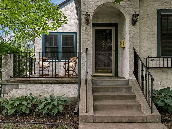 2nd image of 422 Brimhall St