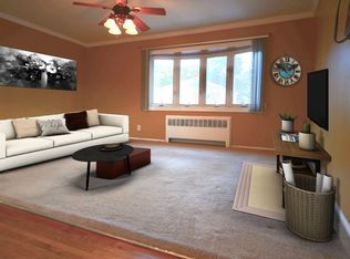 33 Bennett Ave #2, Yonkers, NY 10701