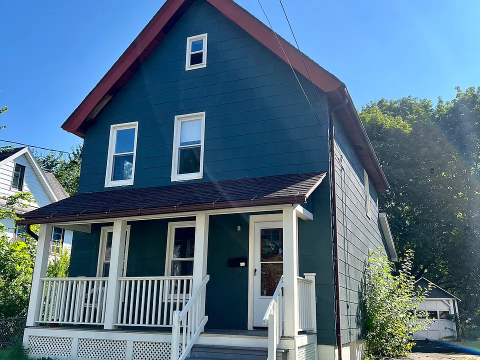 17 Goethe St