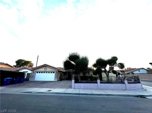 3811 Leisure Ln, Las Vegas, NV 89103