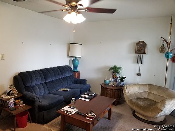 4th image of 7226 Cloverfield Ln
