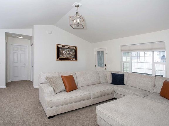 3rd image of 2994 W Copper Ridge Loop