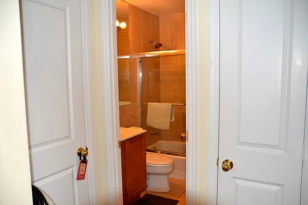 Rented by Oak Tree LLC | media 20