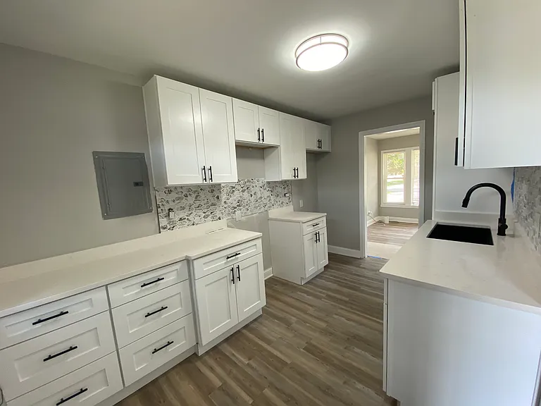 17241 Lorenz Ave — Photo 11