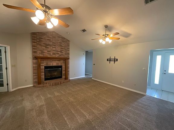 4th image of 3337 Indian Hills Dr #D