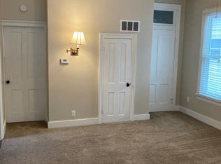 708 Chestnut St, Winona Lake, IN 46590