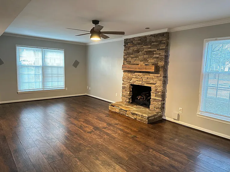 11724 Apleby Ln — Photo 24