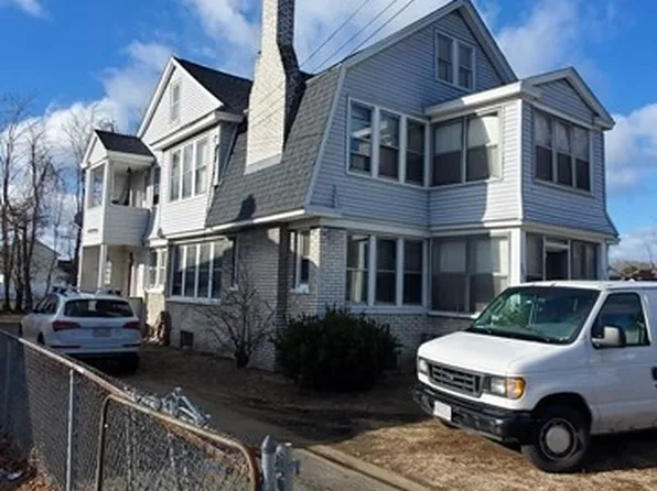 1206-1208 Saint James Ave, Springfield, MA 01104