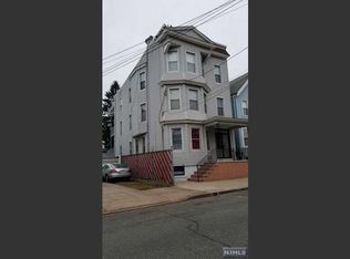 317 Ann St, Harrison, NJ 07029