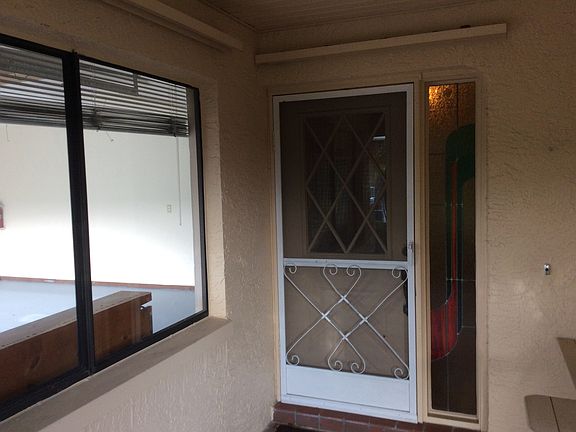 3rd image of 1401 Idlewood Dr