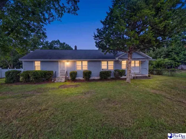 930 W Carolina Ave, Hartsville, SC 29550