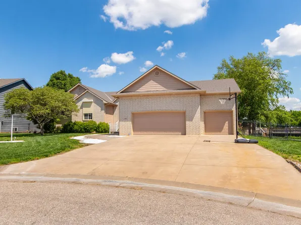 418 E Quail Ridge Ct, Mulvane, KS 67110