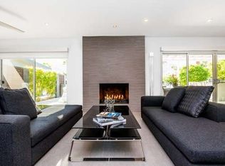 688 S Thornhill Rd, Palm Springs, CA 92264