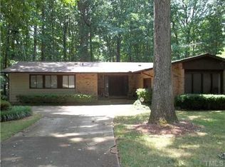 1402 Helmsdale Dr, Cary, NC 27511