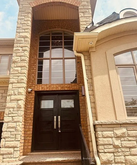 3 Lindyfalls Dr #UPPER LEVEL — Photo 14