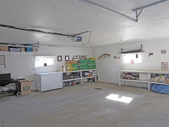 2nd image of 15382 Sunset Hill Dr