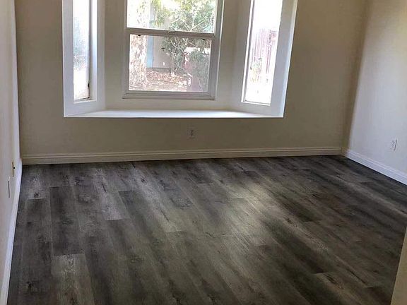 4th image of 16368 Parkside Ln