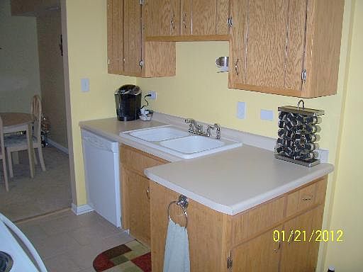 5th image of 15129 Quail Hollow Dr S #306