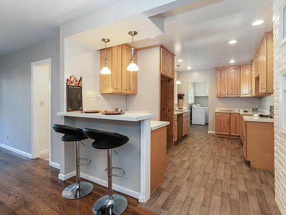 4th image of 2075 W Avenue 134th