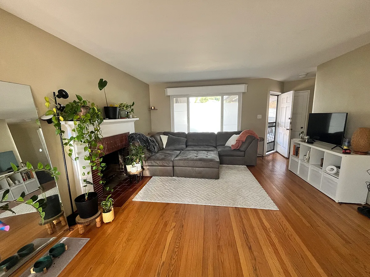 Building Photo - 4553 54th St