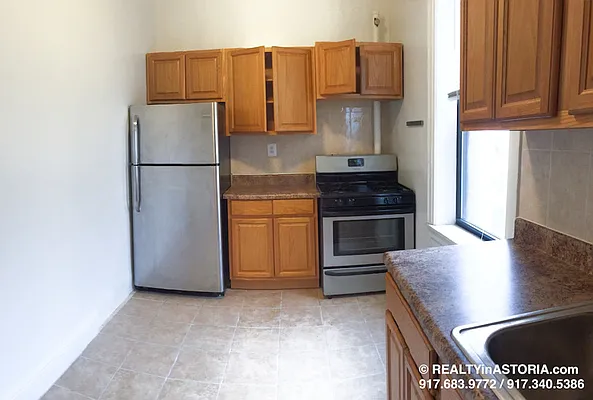 Rented by Alexiou Realty | media 19