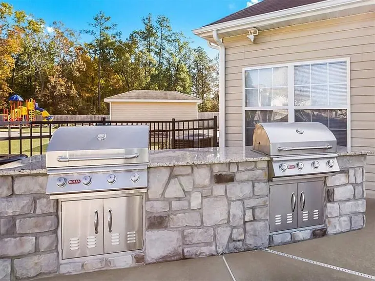 Outdoor Grilling Stations