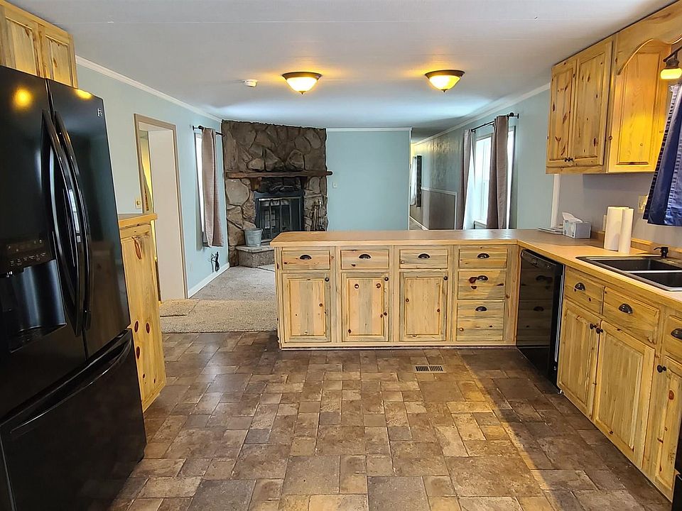 1st image of 954 N McCue St Lot 64