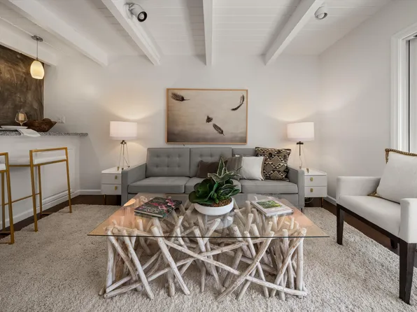 21 Camino Calma APT 3, Santa Barbara, CA 93109