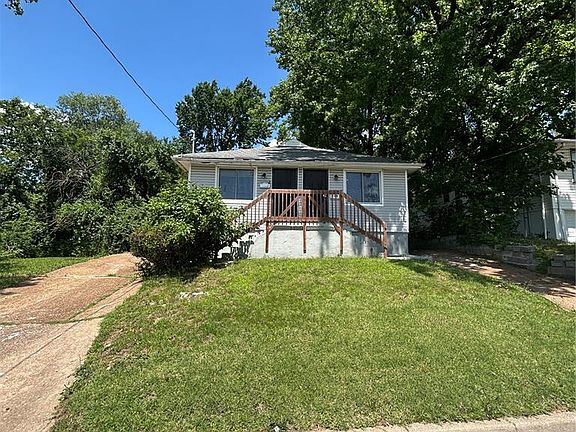 2nd image of 4421-23 Hamilton Ave