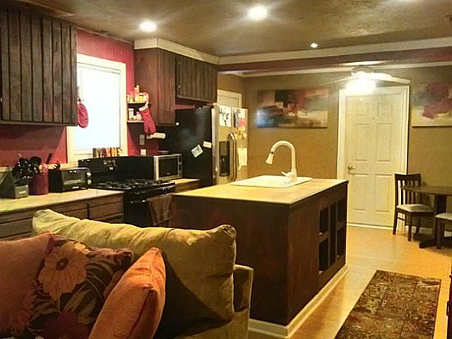 1st image of 3934 Mercury St