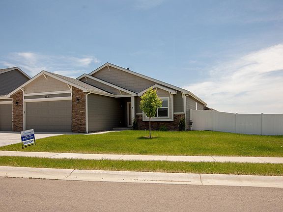 2nd image of 733 Bluejay Dr