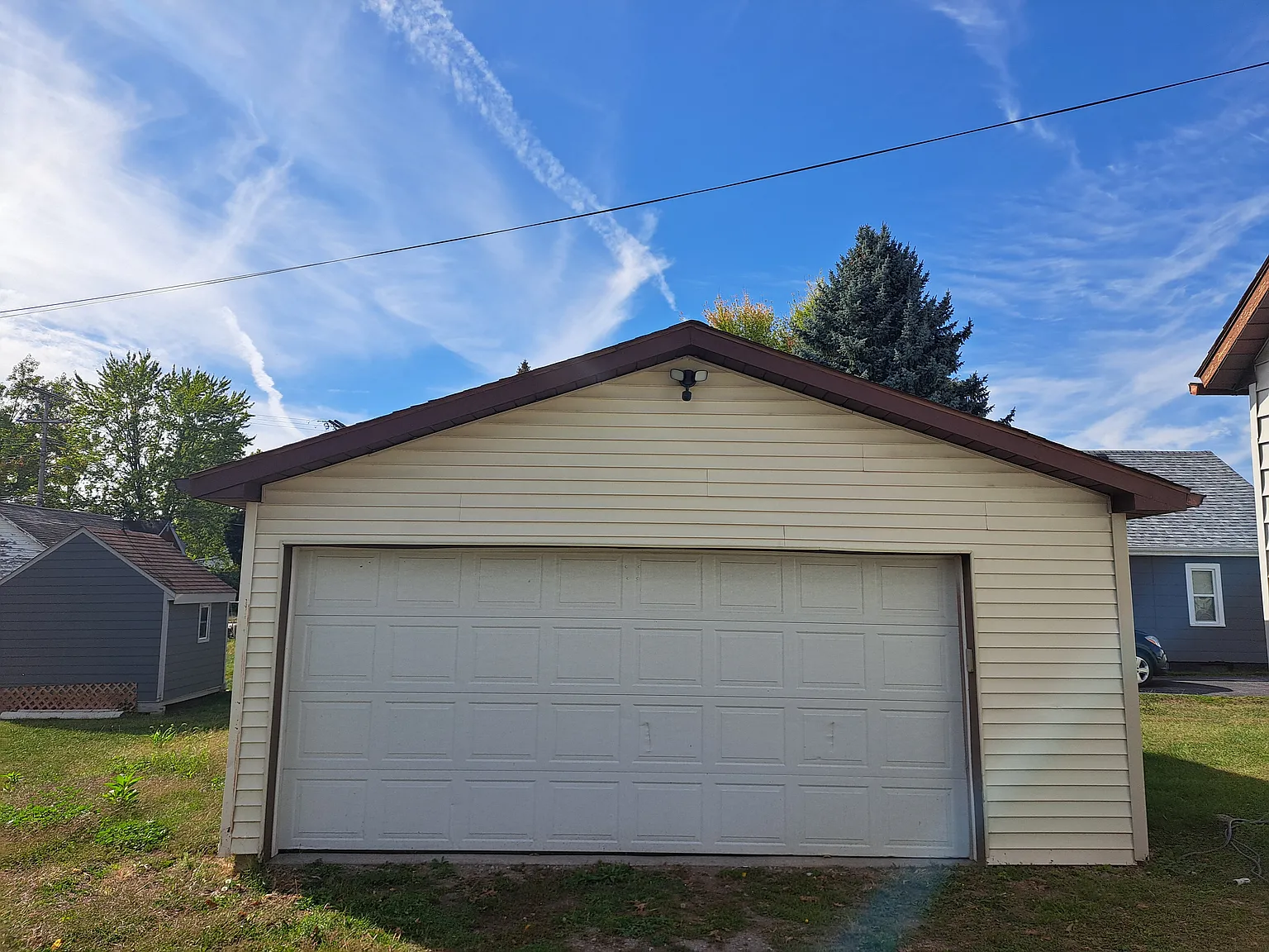 2 bed, 940 sqft, $1,275 — Photo 2