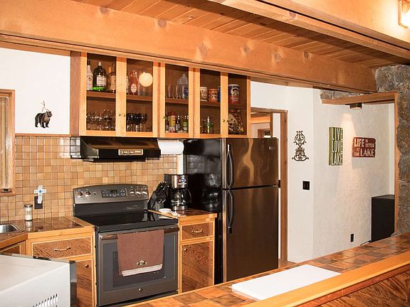 5th image of 1111 Peninsula Dr