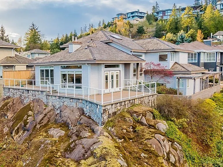 4751 Headland Dr — Photo 3