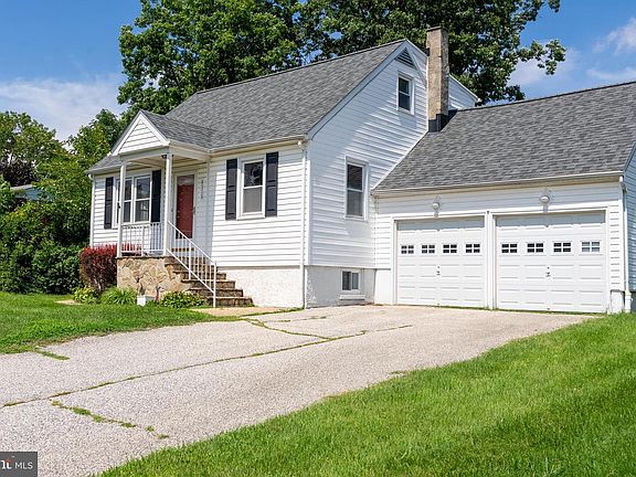 2nd image of 4216 Darnall Rd