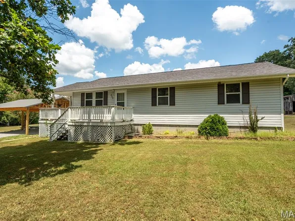 205 Batson Lake Ln, Poplar Bluff, MO 63901