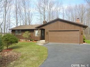 7384 Perry Rd, Baldwinsville, NY 13027
