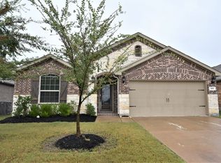 204 Oxford Dr, Fate, TX 75189