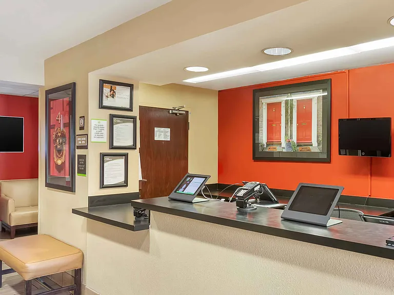 Lobby and Guest Check-in